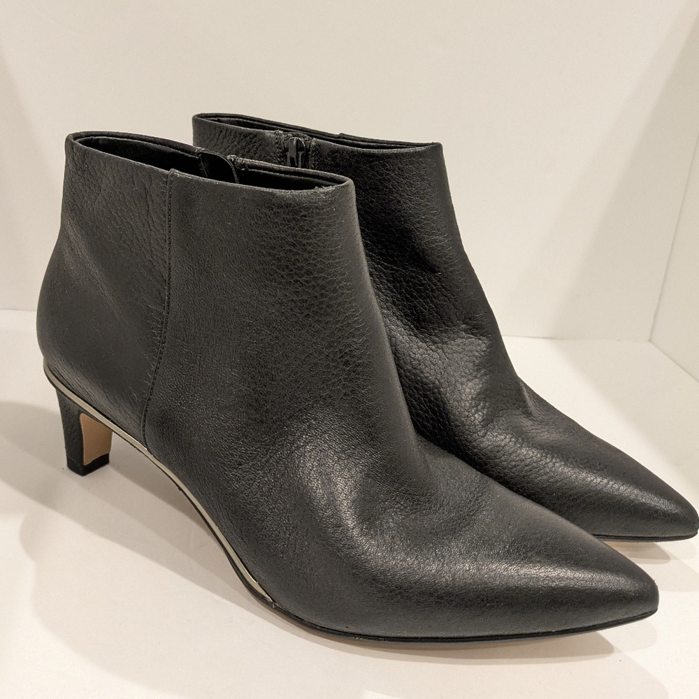 Black Clarks Ankle Kitten Heel Zip Booties